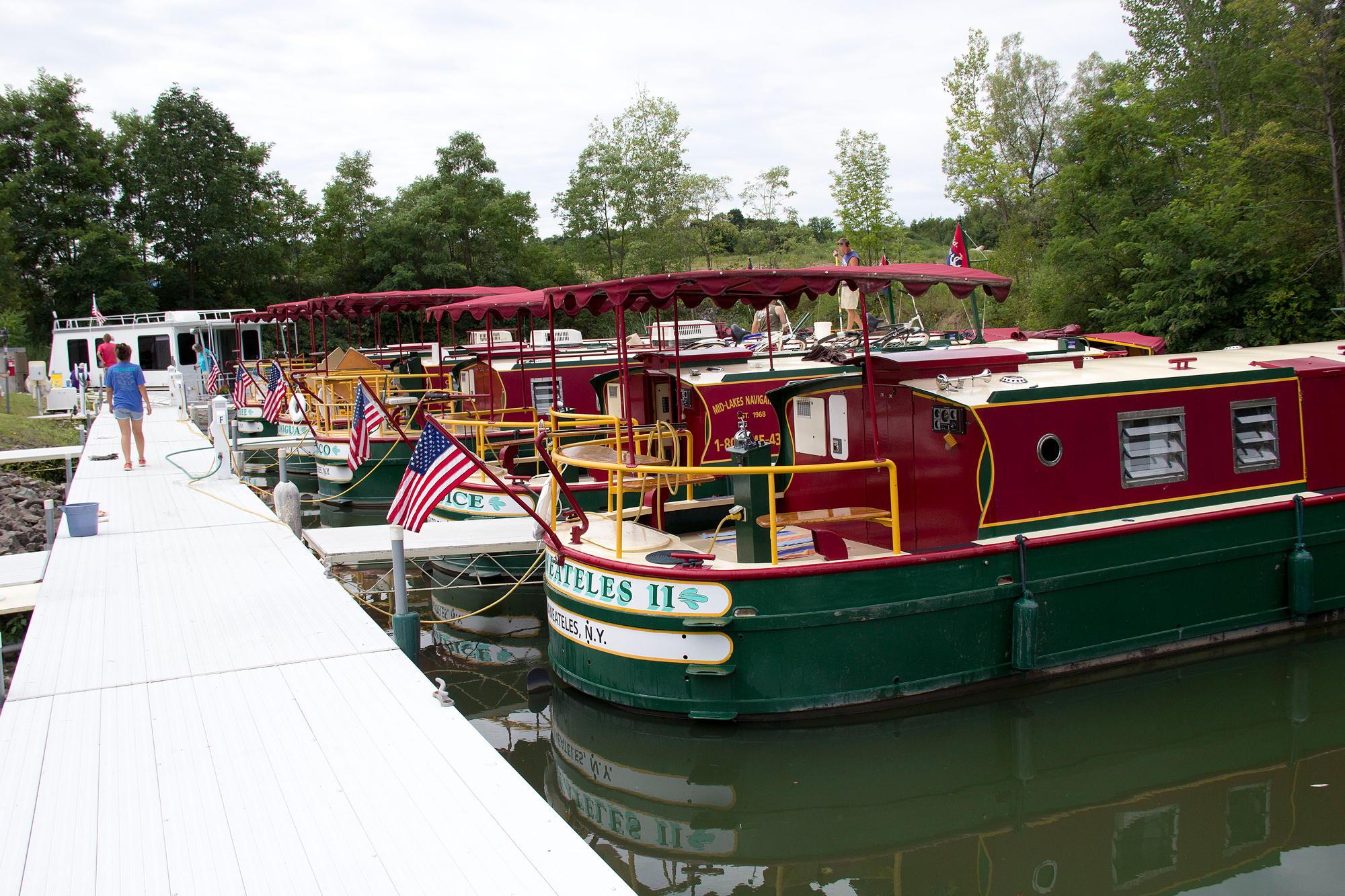 Erie Canal Adventures canal boat rentals